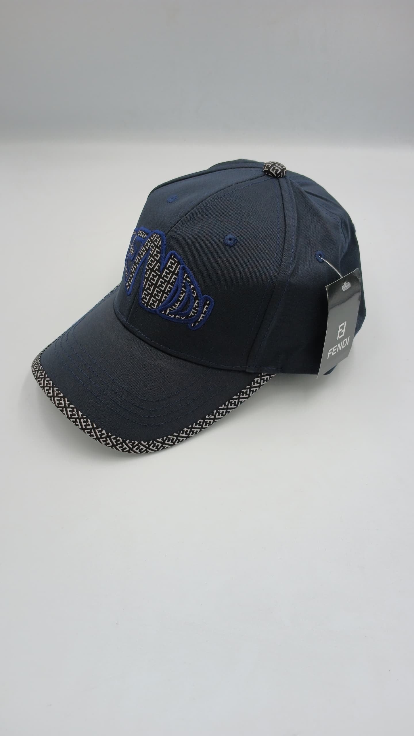 Casquette FENDI