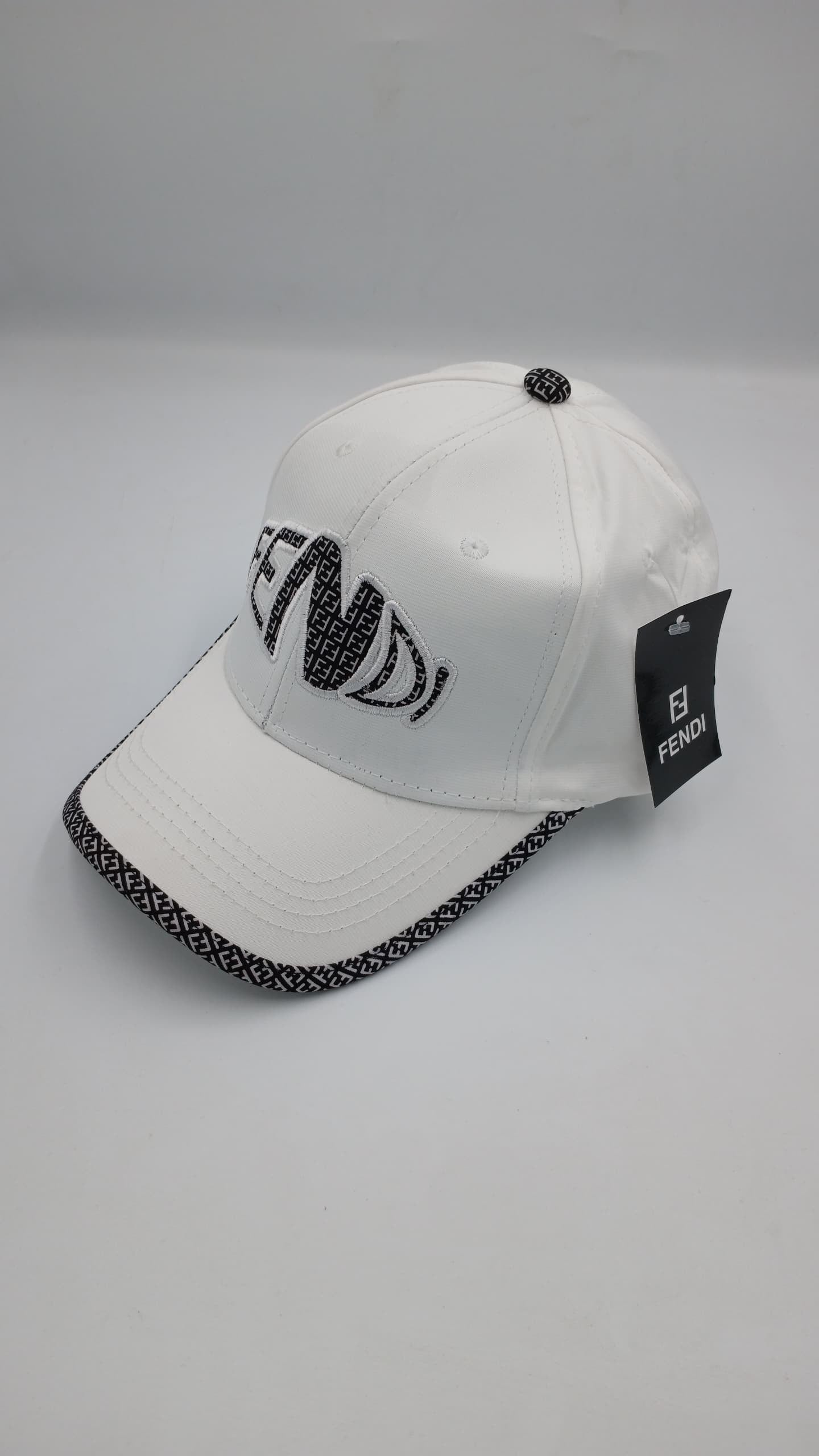 Casquette FENDI