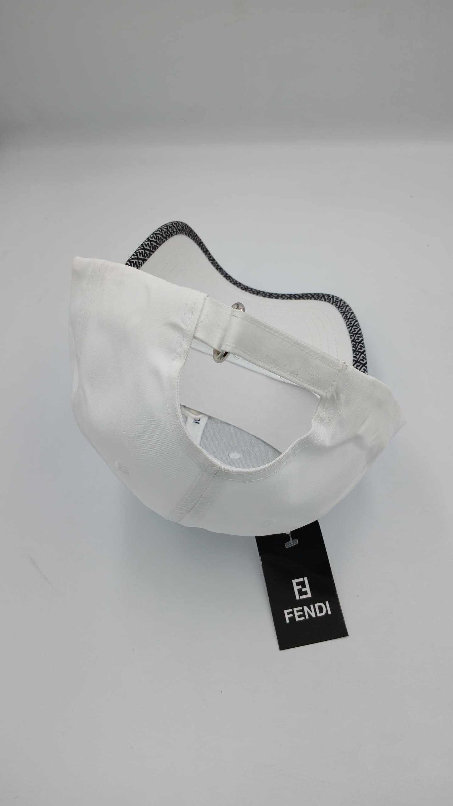 Casquette FENDI