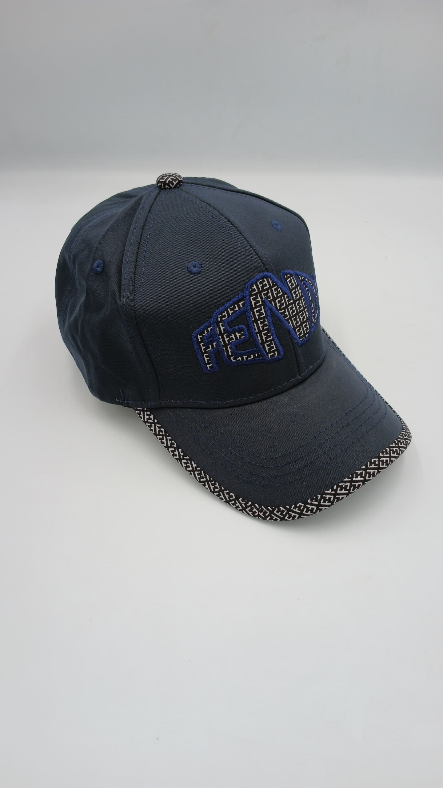 Casquette FENDI