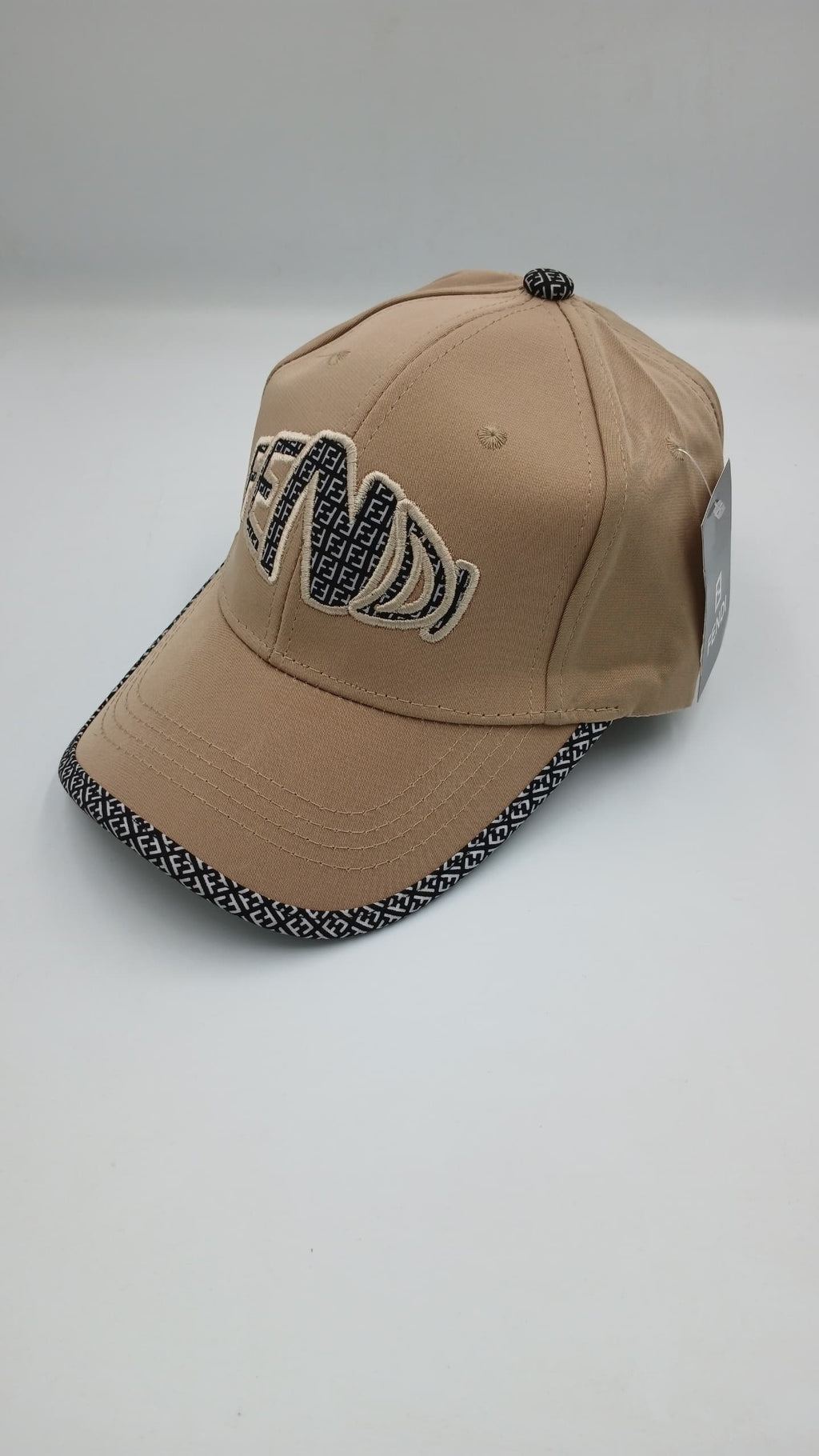 Casquette FENDI