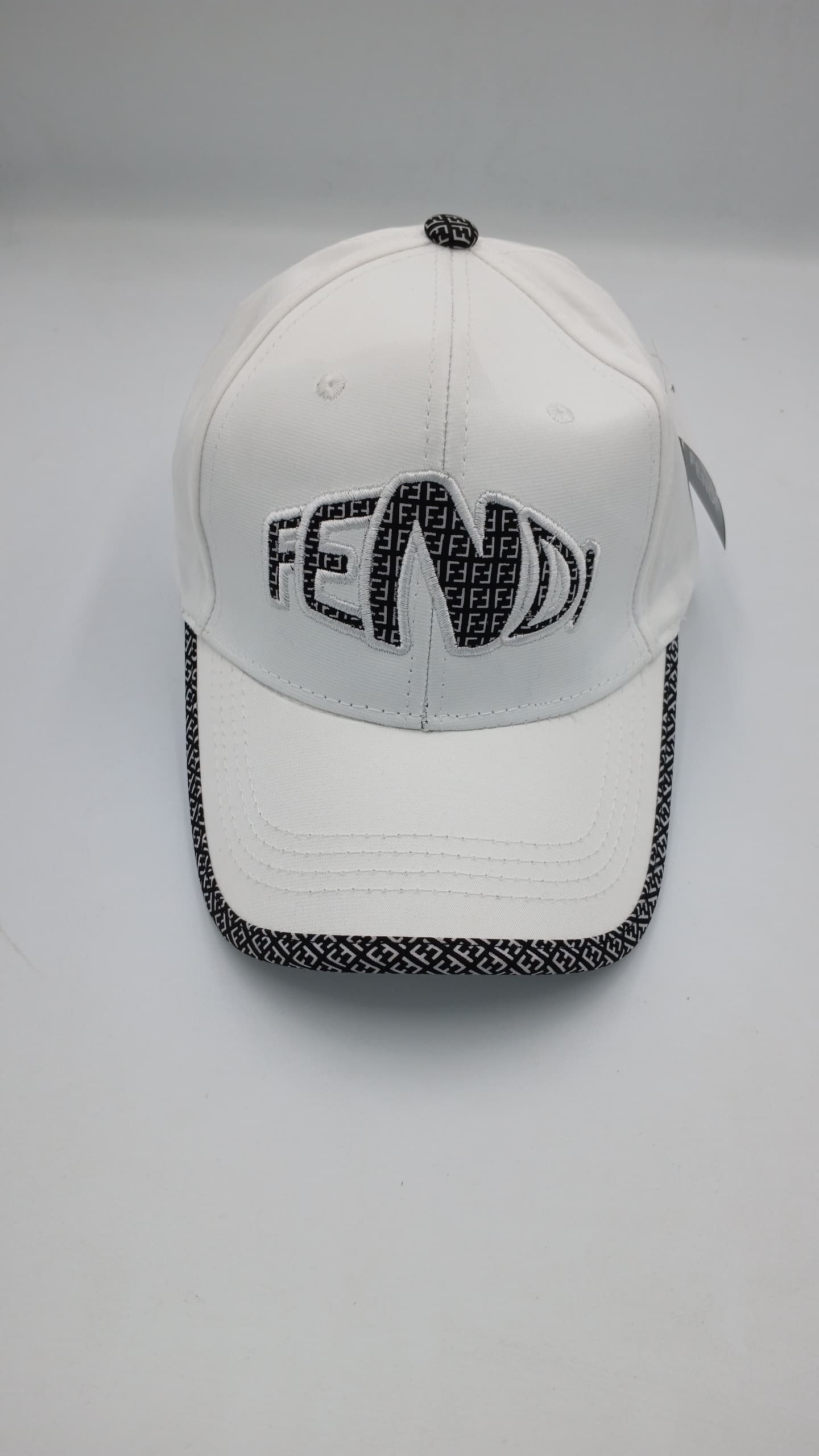 Casquette FENDI
